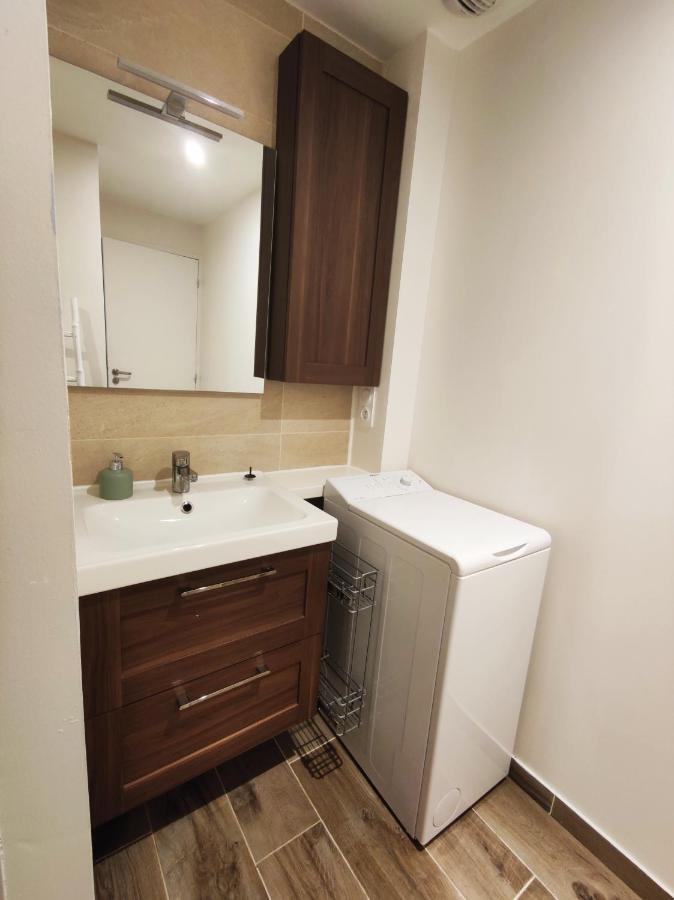 Lenie Appartement Reposant Lanester Bagian luar foto